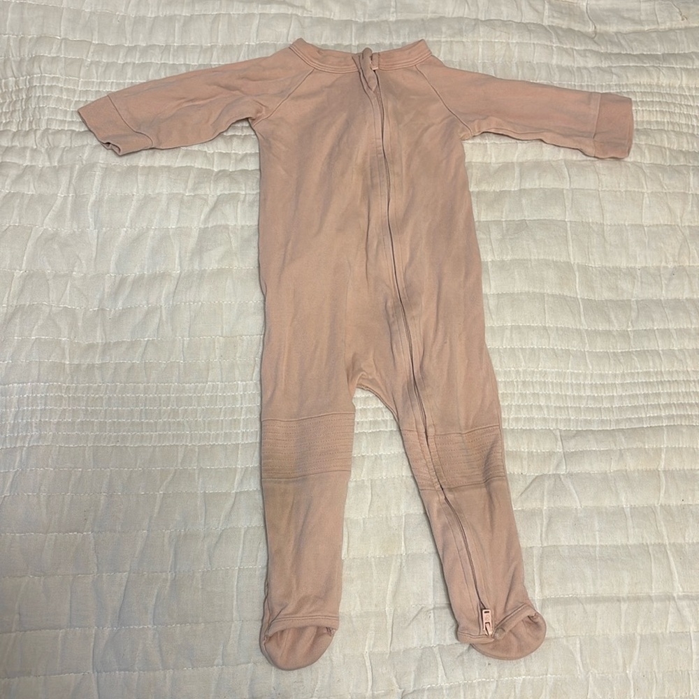 Goumi sleeper